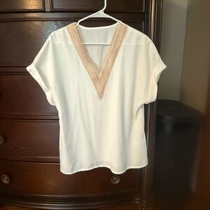 Elegant White V-Neck Top